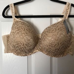 Lace Bra Avenue brand soft molded cup lace